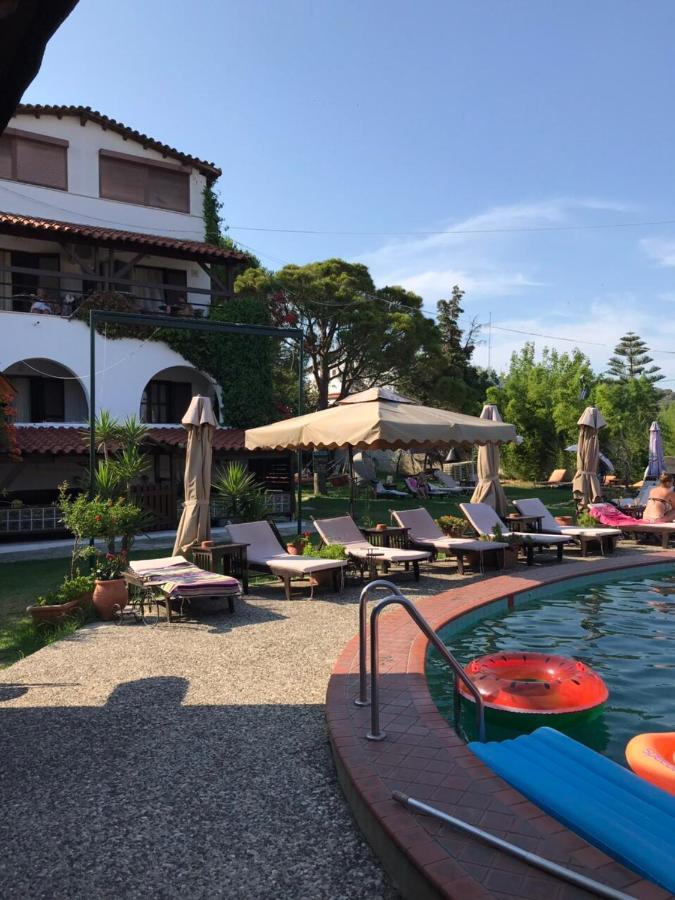 Aparthotel Oasis Skiatos Zewnętrze zdjęcie